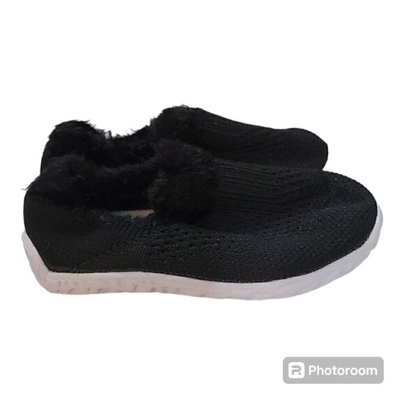 Adorable 18-24M Black Knit Loafers for Boys and Girls with Faux Fur Ankle Trim - Picture 3 of 9